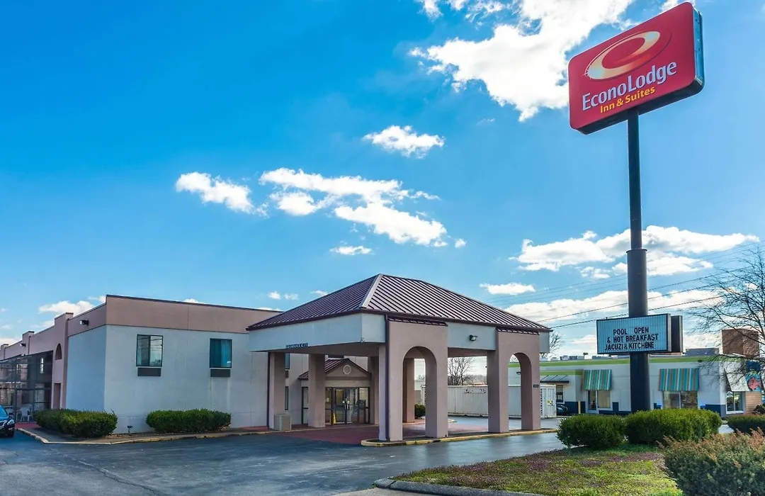 Econo Lodge & Suites Clarksville Near Governors Square Mall-1
